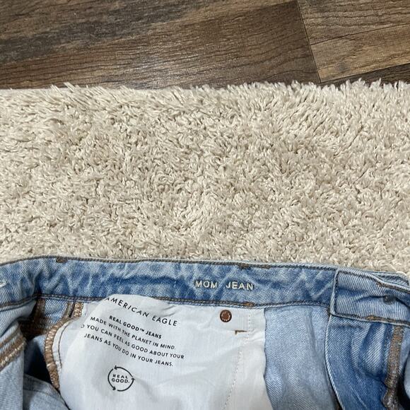 American Eagle Versatile Trendy Light Wash Distressed High Rise Ankle Mom Jeans - Picture 6 of 7